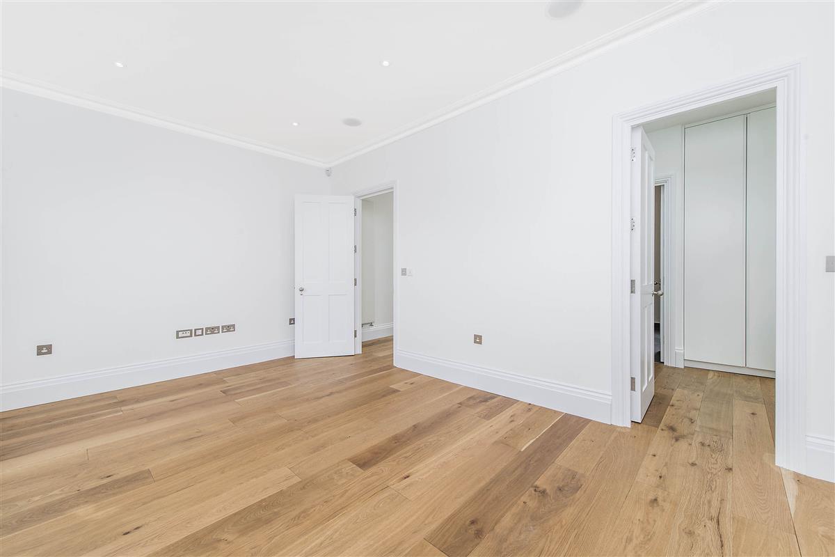 Flat For Sale in Ongar Road, SW6 (ref 48712) Douglas & Gordon