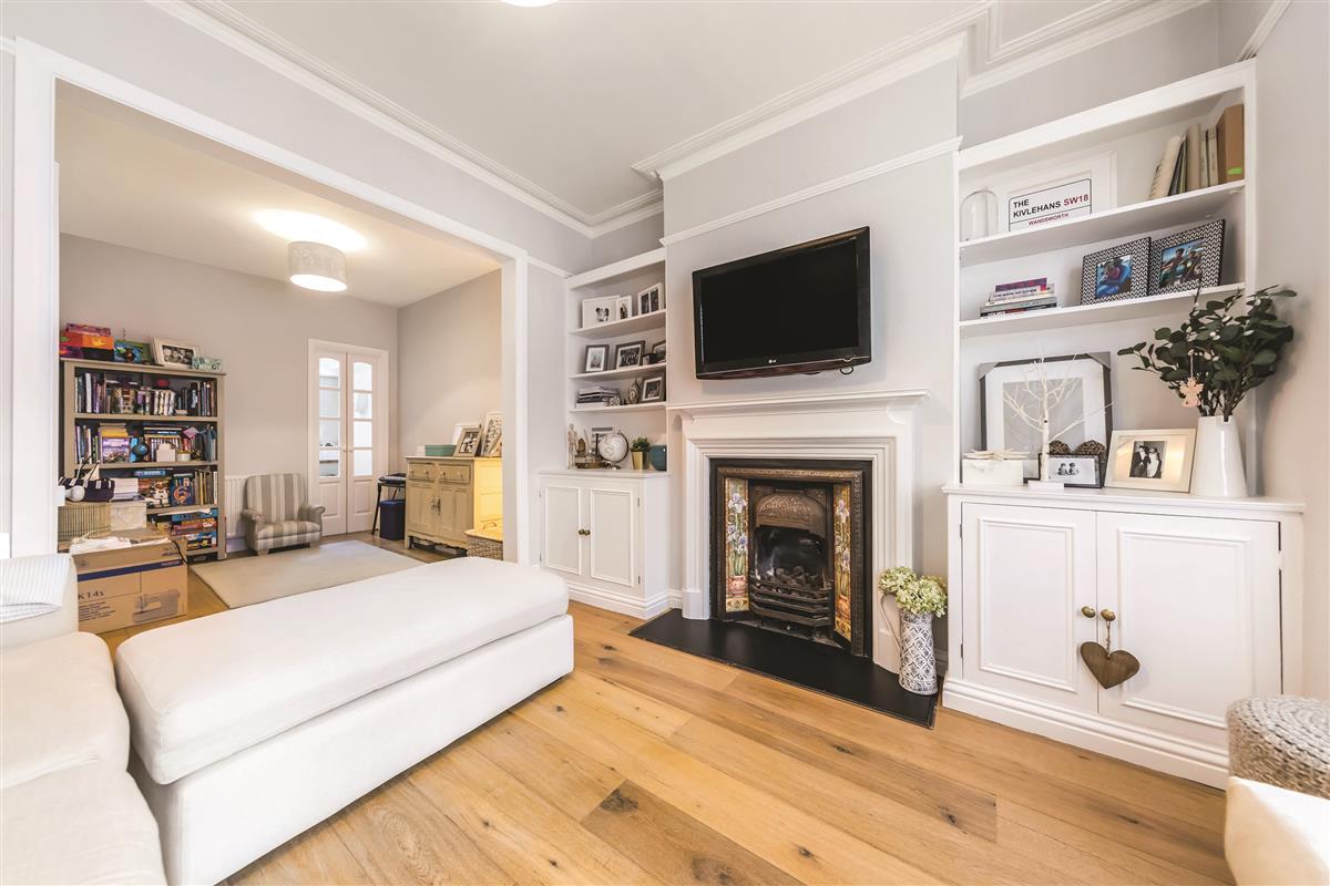 House To Rent in Engadine Street, SW18 Featuring a Garden (ref 46538